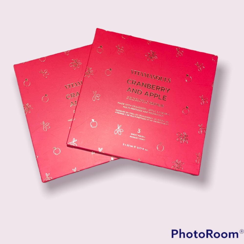 TWO BOXES Vitamasque face masks (6 masks total) ➿